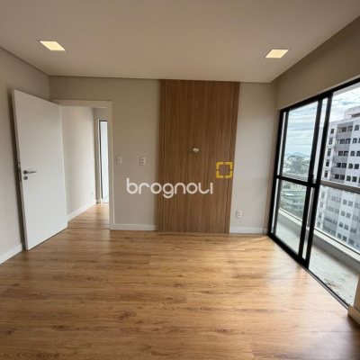 Cobertura com 148m², 3 quartos (sendo 2 suítes), 2 garagens, no bairro Agronômica em Florianópolis