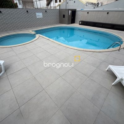 Cobertura com 148m², 3 quartos (sendo 2 suítes), 2 garagens, no bairro Agronômica em Florianópolis