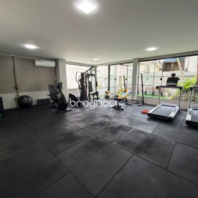 Cobertura com 148m², 3 quartos (sendo 2 suítes), 2 garagens, no bairro Agronômica em Florianópolis