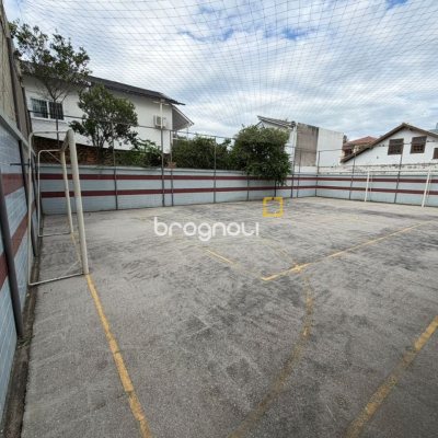 Cobertura com 148m², 3 quartos (sendo 2 suítes), 2 garagens, no bairro Agronômica em Florianópolis