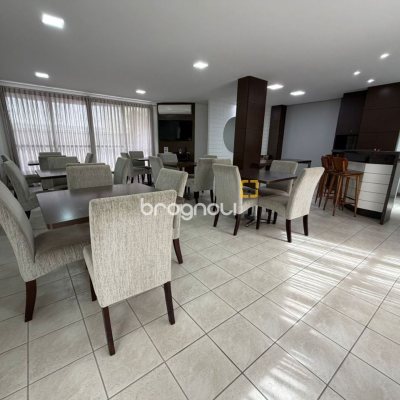 Cobertura com 148m², 3 quartos (sendo 2 suítes), 2 garagens, no bairro Agronômica em Florianópolis