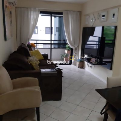 Apartamento com 70m², 2 quartos (sendo 1 suíte), 1 garagem, no bairro Itacorubi em Florianópolis