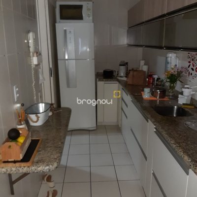 Apartamento com 70m², 2 quartos (sendo 1 suíte), 1 garagem, no bairro Itacorubi em Florianópolis