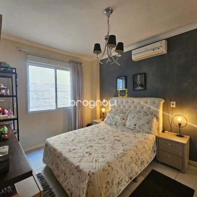 Casa com 220m², 4 quartos (sendo 1 suíte), 3 garagens, no bairro Bom Abrigo em Florianópolis