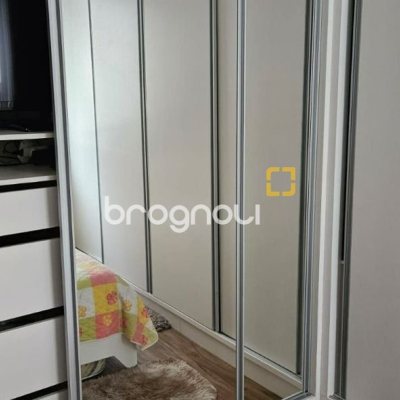 Apartamento com 101m², 3 quartos (sendo 1 suíte), 1 garagem, no bairro Canto em Florianópolis