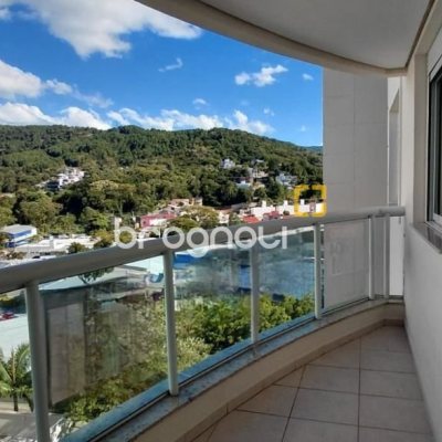 Apartamento com 77m², 2 quartos (sendo 1 suíte), 2 garagens, no bairro Itacorubi em Florianópolis