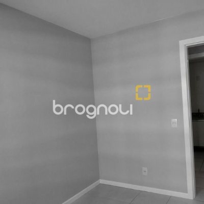 Apartamento com 77m², 2 quartos (sendo 1 suíte), 2 garagens, no bairro Itacorubi em Florianópolis