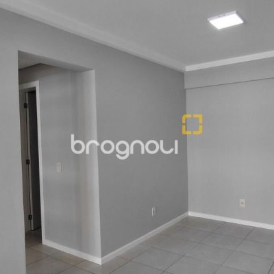 Apartamento com 77m², 2 quartos (sendo 1 suíte), 2 garagens, no bairro Itacorubi em Florianópolis