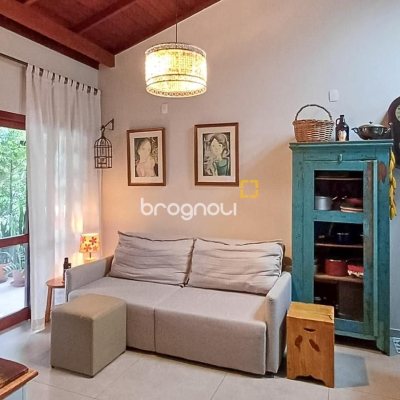 Casa de Condomínio com 73m², 2 quartos, 1 garagem, no bairro Lagoa da Conceição em Florianópolis