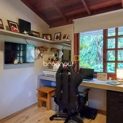 Casa de Condomínio com 73m², 2 quartos, 1 garagem, no bairro Lagoa da Conceição em Florianópolis