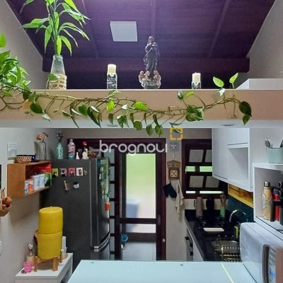 Casa de Condomínio com 73m², 2 quartos, 1 garagem, no bairro Lagoa da Conceição em Florianópolis