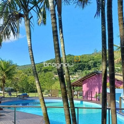 Casa de Condomínio com 73m², 2 quartos, 1 garagem, no bairro Lagoa da Conceição em Florianópolis
