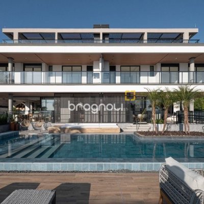Apartamento com 101m², 2 quartos (sendo 2 suítes), 2 garagens, no bairro Santo Antônio de Lisboa em Florianópolis
