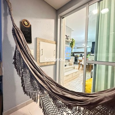 Apartamento com 83m², 3 quartos (sendo 1 suíte), 1 garagem, no bairro Campinas em São José