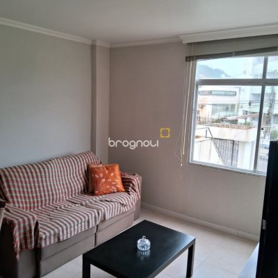 Apartamento com 57m², 2 quartos, 1 garagem, no bairro Carvoeira em Florianópolis