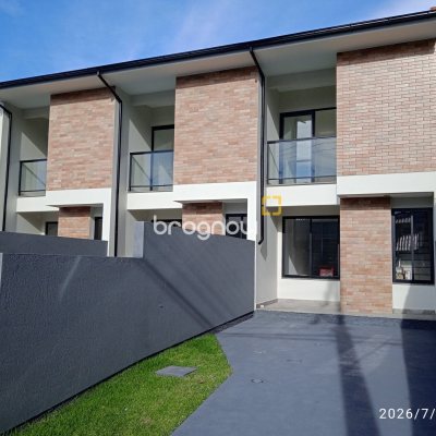 Casa com 72m², 2 quartos (sendo 2 suítes), 1 garagem, no bairro Areias em São José