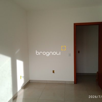 Casa com 72m², 2 quartos (sendo 2 suítes), 1 garagem, no bairro Areias em São José