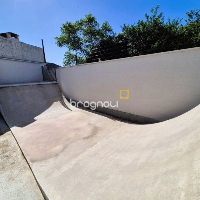 Apartamento com 48m², 2 quartos, 1 garagem, no bairro Sertão do Maruim em São José