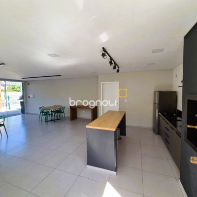 Apartamento com 48m², 2 quartos, 1 garagem, no bairro Sertão do Maruim em São José
