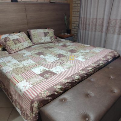 Casa com 378m², 4 quartos (sendo 4 suítes), 3 garagens, no bairro Ponta de Baixo em São José