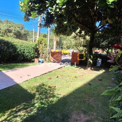 Terreno com 556m², no bairro Jurerê Internacional em Florianópolis