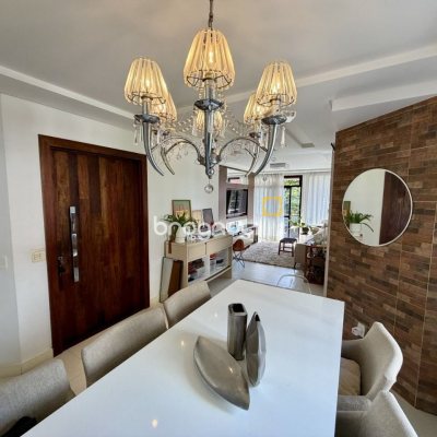 Apartamento com 130m², 4 quartos (sendo 2 suítes), 3 garagens, no bairro Agronômica em Florianópolis