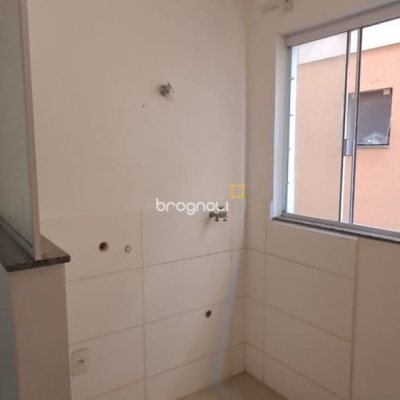 Apartamento com 63m², 2 quartos (sendo 1 suíte), 1 garagem, no bairro Ingleses em Florianópolis