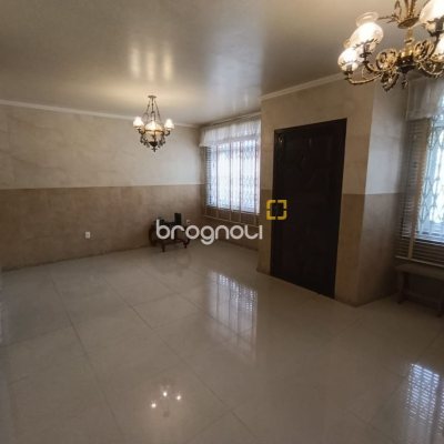 Casa com 139m², 3 quartos (sendo 1 suíte), 2 garagens, no bairro Jardim Atlântico em Florianópolis