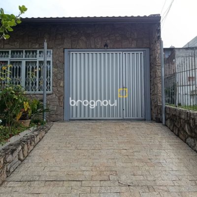 Casa com 139m², 3 quartos (sendo 1 suíte), 2 garagens, no bairro Jardim Atlântico em Florianópolis
