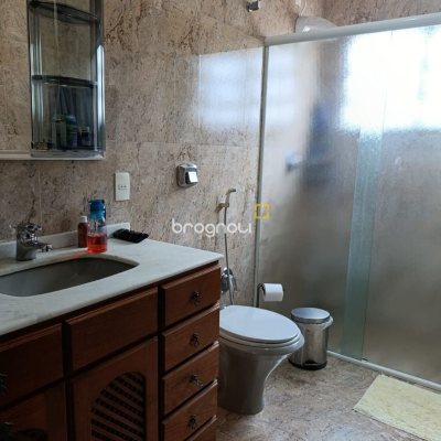 Casa com 139m², 3 quartos (sendo 1 suíte), 2 garagens, no bairro Jardim Atlântico em Florianópolis
