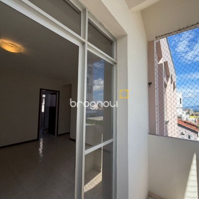 Apartamento com 96m², 3 quartos (sendo 1 suíte), 1 garagem, no bairro Capoeiras em Florianópolis
