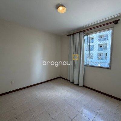 Apartamento com 96m², 3 quartos (sendo 1 suíte), 1 garagem, no bairro Capoeiras em Florianópolis
