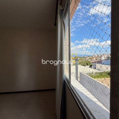 Apartamento com 96m², 3 quartos (sendo 1 suíte), 1 garagem, no bairro Capoeiras em Florianópolis