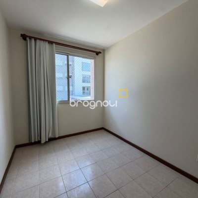 Apartamento com 96m², 3 quartos (sendo 1 suíte), 1 garagem, no bairro Capoeiras em Florianópolis