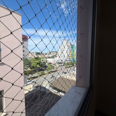 Apartamento com 96m², 3 quartos (sendo 1 suíte), 1 garagem, no bairro Capoeiras em Florianópolis