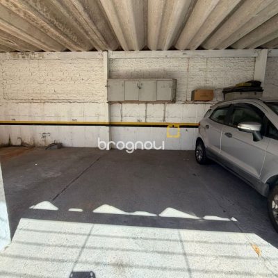 Apartamento com 96m², 3 quartos (sendo 1 suíte), 1 garagem, no bairro Capoeiras em Florianópolis