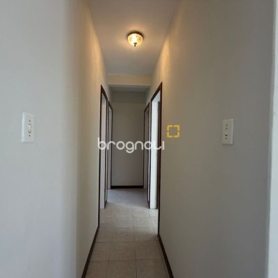 Apartamento com 96m², 3 quartos (sendo 1 suíte), 1 garagem, no bairro Capoeiras em Florianópolis