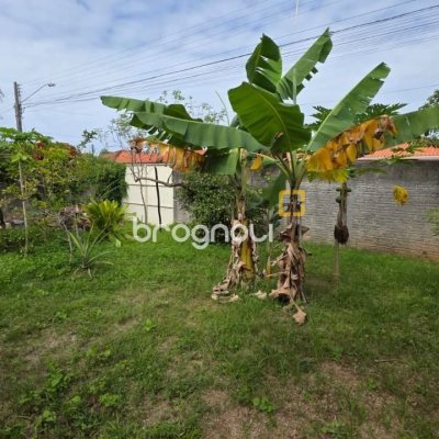 Terreno com 360m², no bairro Carianos em Florianópolis