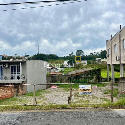 Terreno com 294m², no bairro Areias em São José