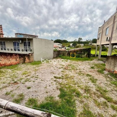 Terreno com 294m², no bairro Areias em São José