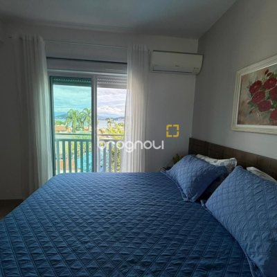 Casa com 241m², 5 quartos (sendo 2 suítes), 4 garagens, no bairro Bom Abrigo em Florianópolis