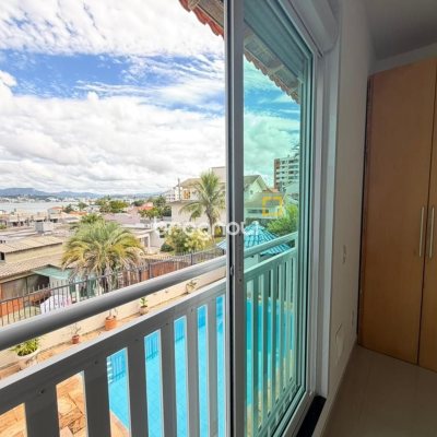Casa com 241m², 5 quartos (sendo 2 suítes), 4 garagens, no bairro Bom Abrigo em Florianópolis