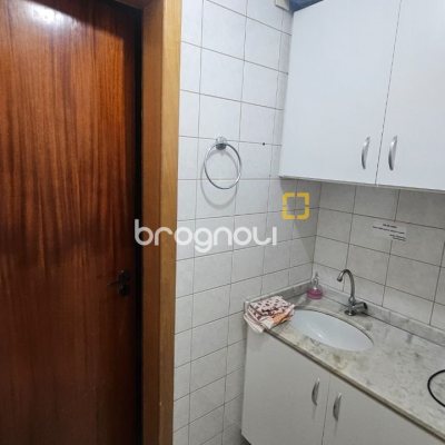 Sala com 32m², no bairro Centro em Florianópolis