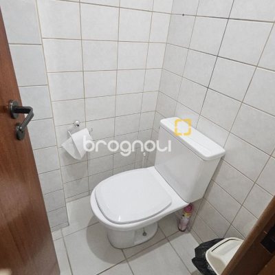 Sala com 32m², no bairro Centro em Florianópolis