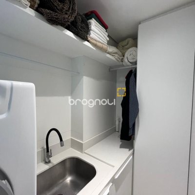 Apartamento com 280m², 4 quartos (sendo 4 suítes), 4 garagens, no bairro Canasvieiras em Florianópolis