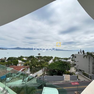Apartamento com 280m², 4 quartos (sendo 4 suítes), 4 garagens, no bairro Canasvieiras em Florianópolis