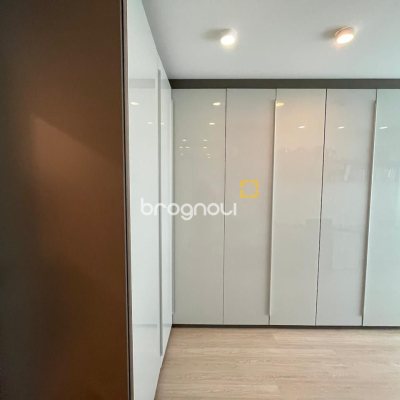 Apartamento com 280m², 4 quartos (sendo 4 suítes), 4 garagens, no bairro Canasvieiras em Florianópolis