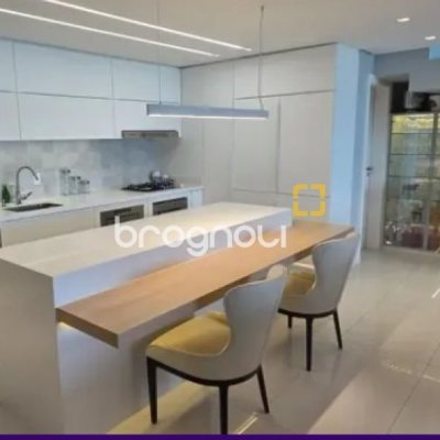 Apartamento com 280m², 4 quartos (sendo 4 suítes), 4 garagens, no bairro Canasvieiras em Florianópolis