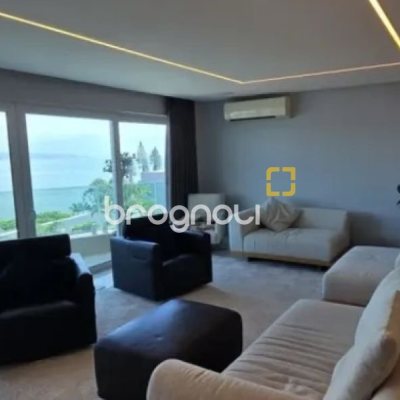 Apartamento com 280m², 4 quartos (sendo 4 suítes), 4 garagens, no bairro Canasvieiras em Florianópolis