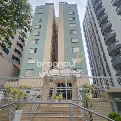 Apartamento com 62m², 2 quartos, no bairro Centro em Florianópolis